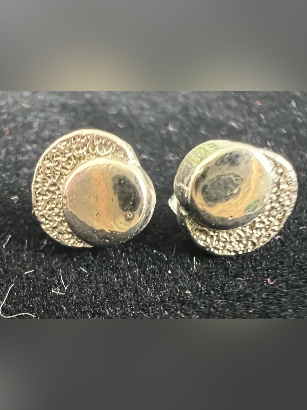 Brand New-Textured Stud Earrings